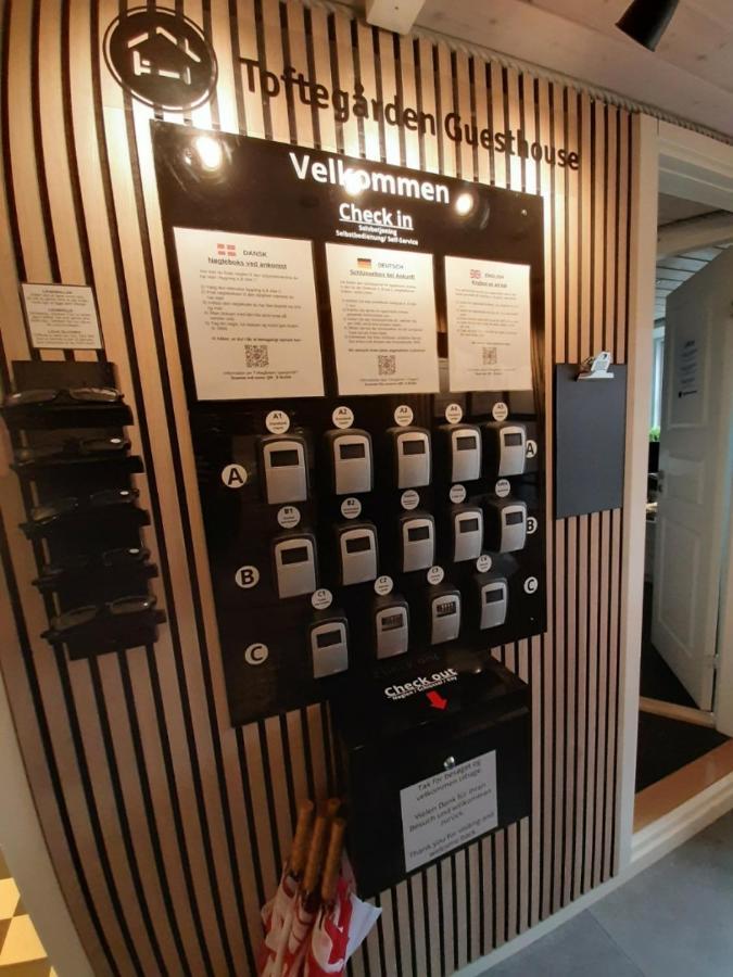 Toftegarden Guesthouse - Apartments & Rooms 斯卡恩 外观 照片