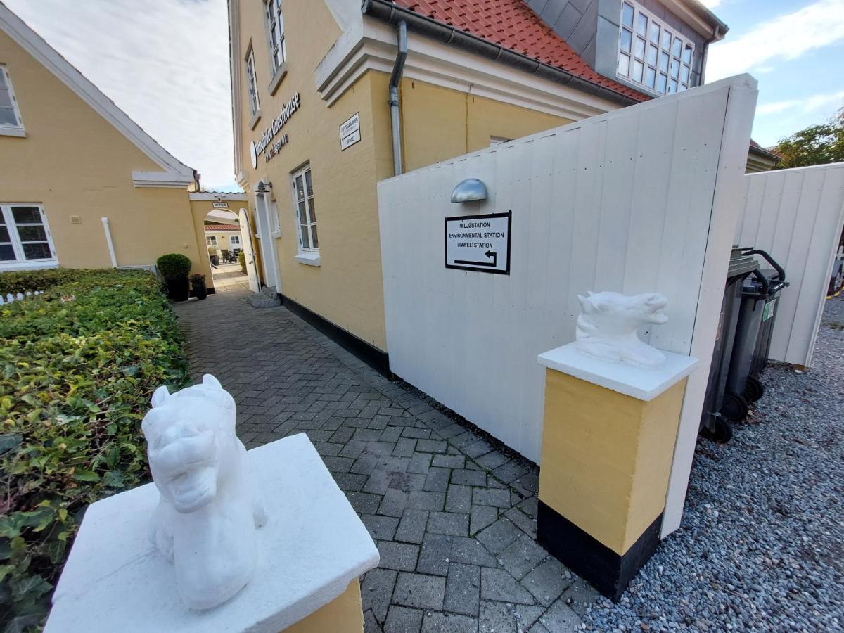 Toftegarden Guesthouse - Apartments & Rooms 斯卡恩 外观 照片